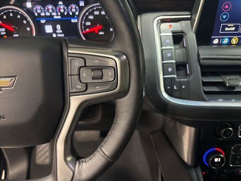 Used 2021 Chevrolet Suburban Premier image 23