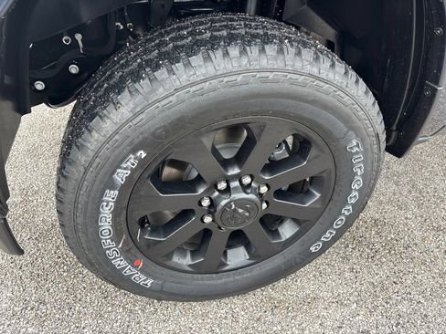 New 2026 RAM 2500 Laramie w/ Night Edition AWD/4WD image 33