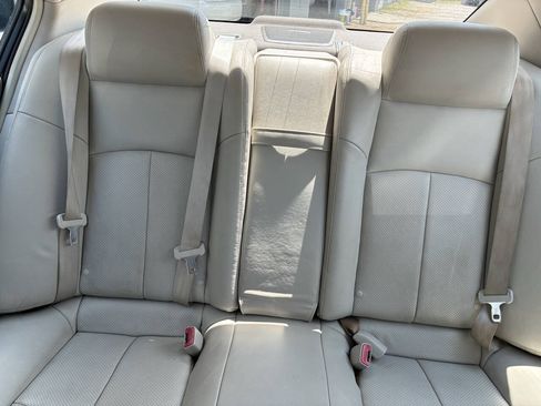 Used 2010 INFINITI G37 x Sedan w/ Premium Pkg AWD/4WD image 19