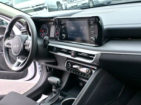 Used 2023 Kia K5 LXS image 28
