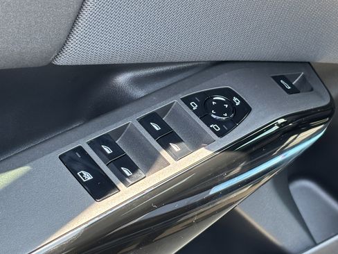 Used 2026 BMW X3 xDrive30 w/ Premium Package image 14