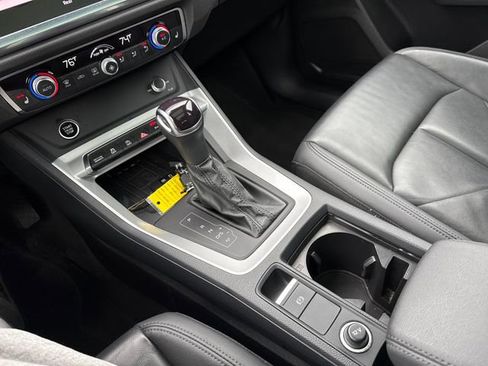 Used 2024 Audi Q3 2.0T Premium image 26