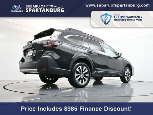 Used 2023 Subaru Outback Limited image 31