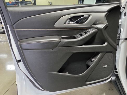 Used 2020 Chevrolet Traverse RS w/ LPO, Cargo Package FWD image 19
