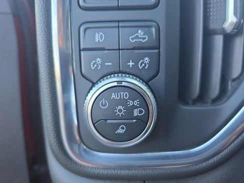 Used 2021 GMC Sierra 1500 Elevation w/ Driver Alert Package I image 24