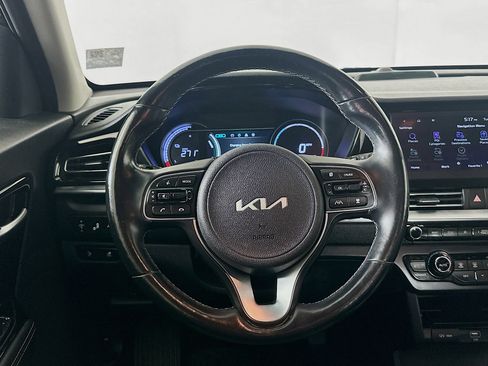 Used 2022 Kia Niro EX w/ Cold Weather Package image 18