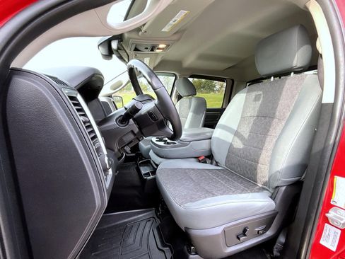 Used 2017 RAM 1500 Big Horn image 11