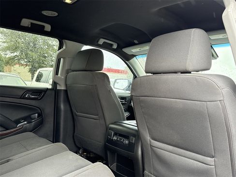 Used 2017 GMC Yukon SLE w/ Convenience Package image 21