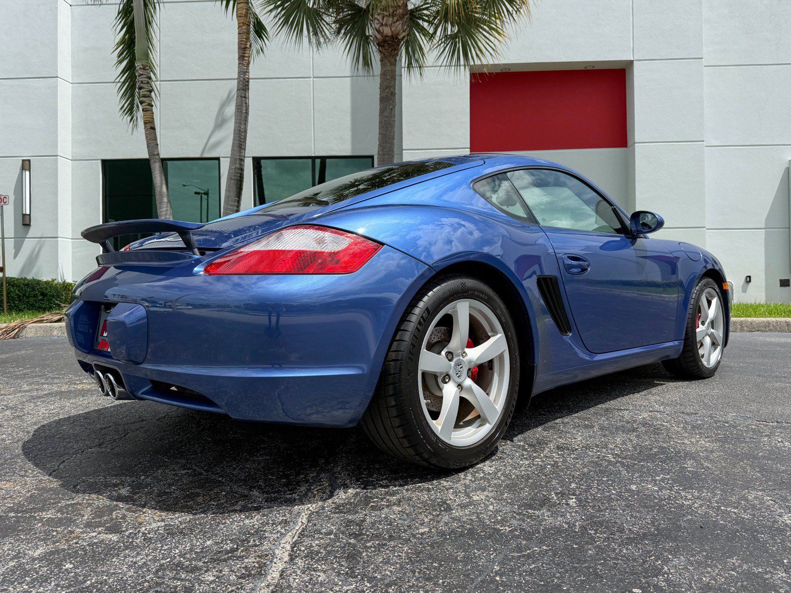 Used 2007 Porsche Cayman S RWD image 2