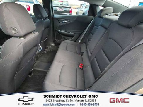 Used 2024 Chevrolet Malibu LT image 10