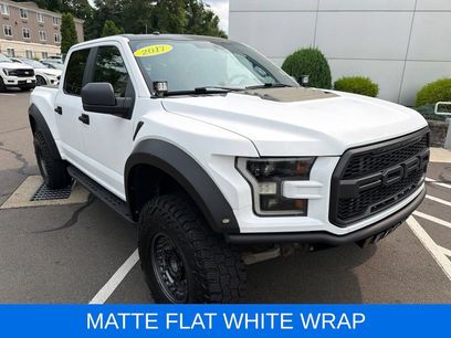 Used 2017 Ford F150 Raptor w/ Equipment Group 801A Mid