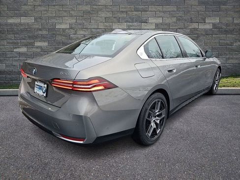 New 2026 BMW 530i xDrive w/ Premium Package AWD/4WD image 6