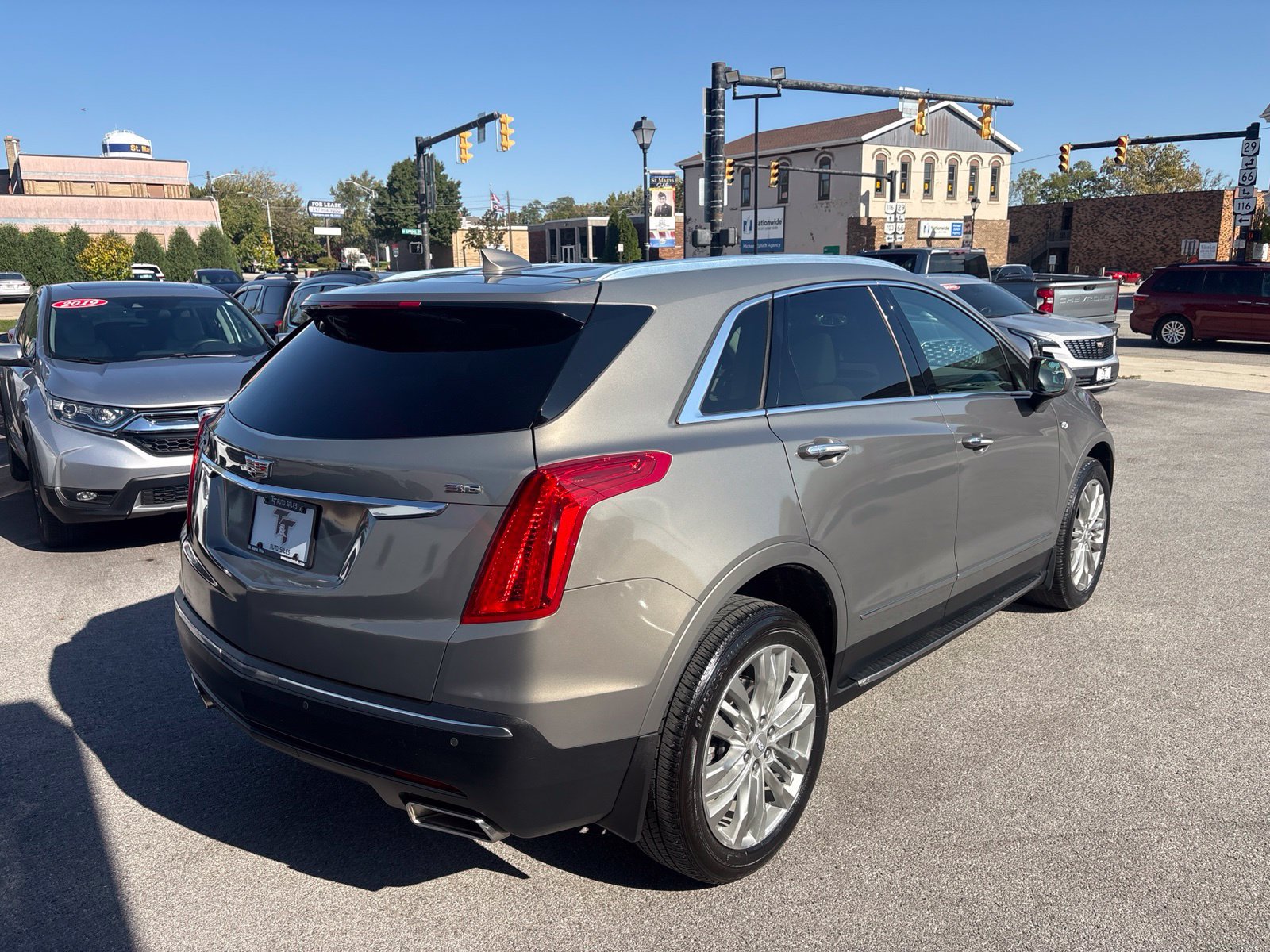 Used 2017 Cadillac XT5 Premium Luxury FWD image 5