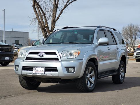 Used 2008 Toyota 4Runner Limited image 3