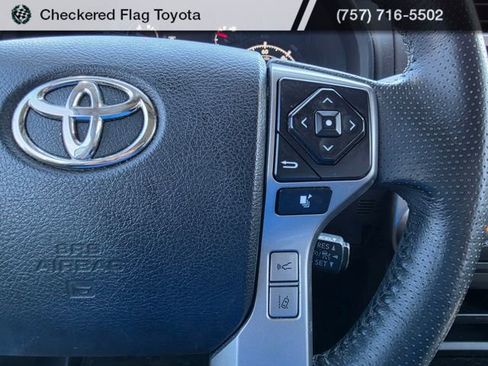 Used 2020 Toyota 4Runner SR5 Premium w/ Moonroof Package AWD/4WD image 16