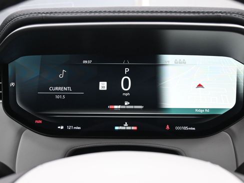 Used 2025 Land Rover Range Rover Sport S image 16