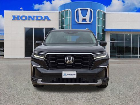 Used 2023 Honda Pilot Touring image 8