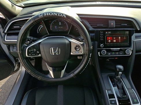 Used 2020 Honda Civic Sport image 9