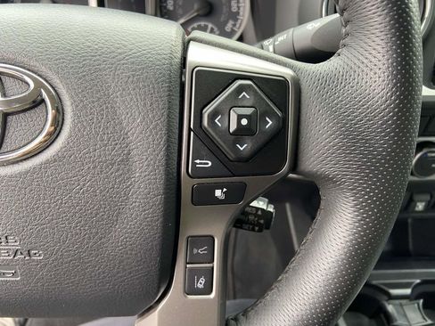 Used 2023 Toyota Tacoma SR5 w/ Technology Package image 32