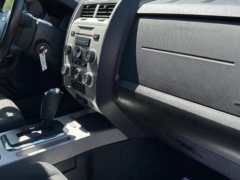 Used 2009 Ford Escape XLT FWD image 50