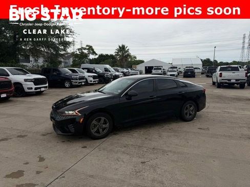 Used 2023 Kia K5 LXS FWD image 1