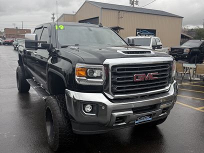 Used 2019 GMC Sierra 2500 SLT