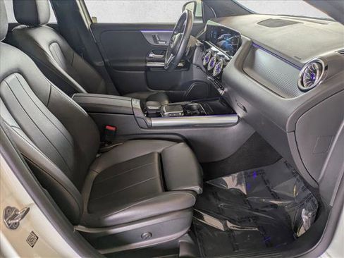 Used 2022 Mercedes-Benz GLA 250 4MATIC image 22