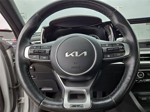 Used 2023 Kia K5 GT-Line image 12