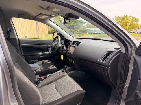 Used 2024 Mitsubishi Outlander Sport ES AWD/4WD image 25