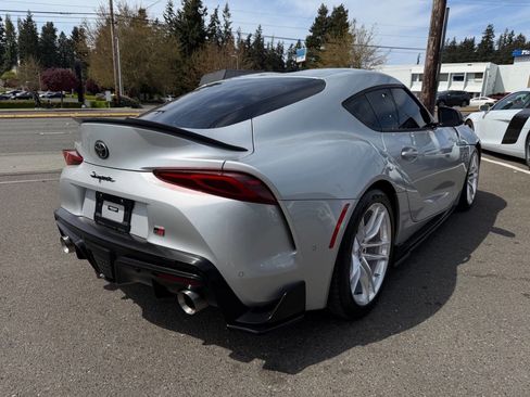 Used 2020 Toyota Supra Premium w/ Driver Assist Package RWD image 17