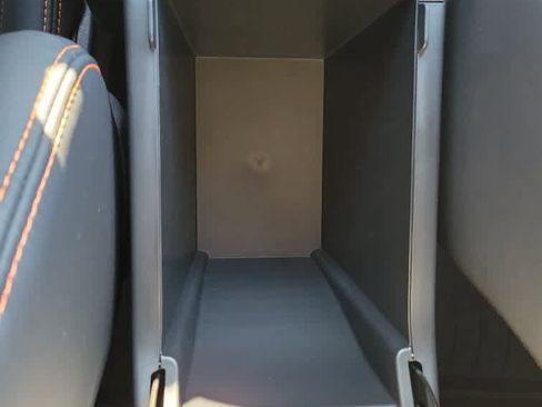 Certified 2025 Subaru Crosstrek 2.5i Limited w/ Crosstrek Mirror Package image 19