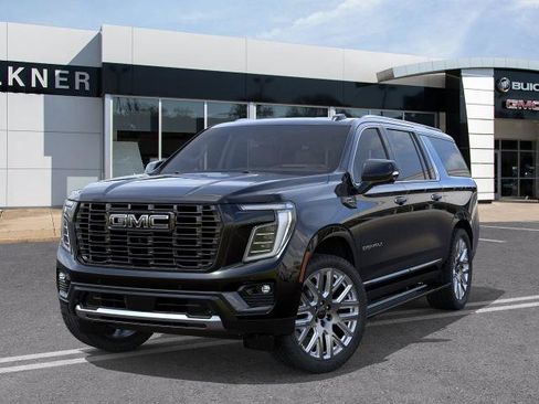 New 2026 GMC Yukon XL Denali Ultimate w/ LPO, Floor Liner Package AWD/4WD image 6