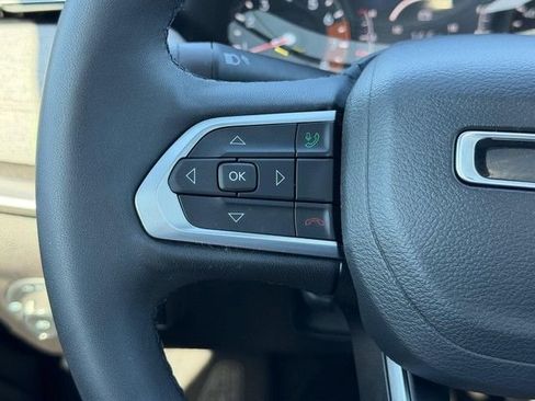 Used 2023 Jeep Compass Latitude w/ Sun and Sound Group AWD/4WD image 15