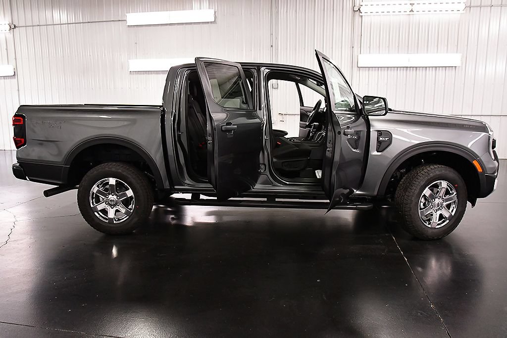New 2026 Ford Ranger XLT w/ Equipment Group 301A High AWD/4WD image 32