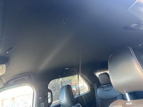 Used 2023 Ford Explorer ST image 15