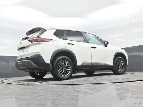Used 2023 Nissan Rogue S image 20