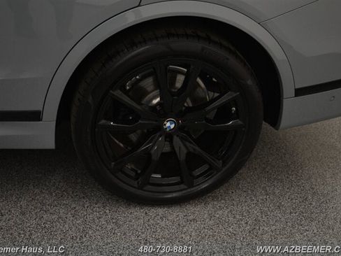 Used 2024 BMW X7 xDrive40i w/ M Sport Package image 47