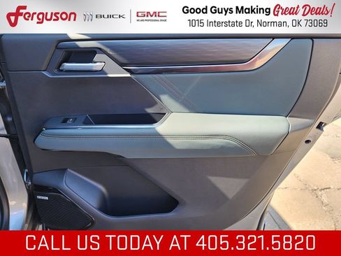 New 2026 GMC Acadia AT4 w/ Luxury Package AWD/4WD image 44