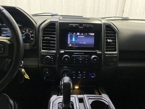 Used 2016 Ford F150 XLT w/ Equipment Group 302A Luxury image 20