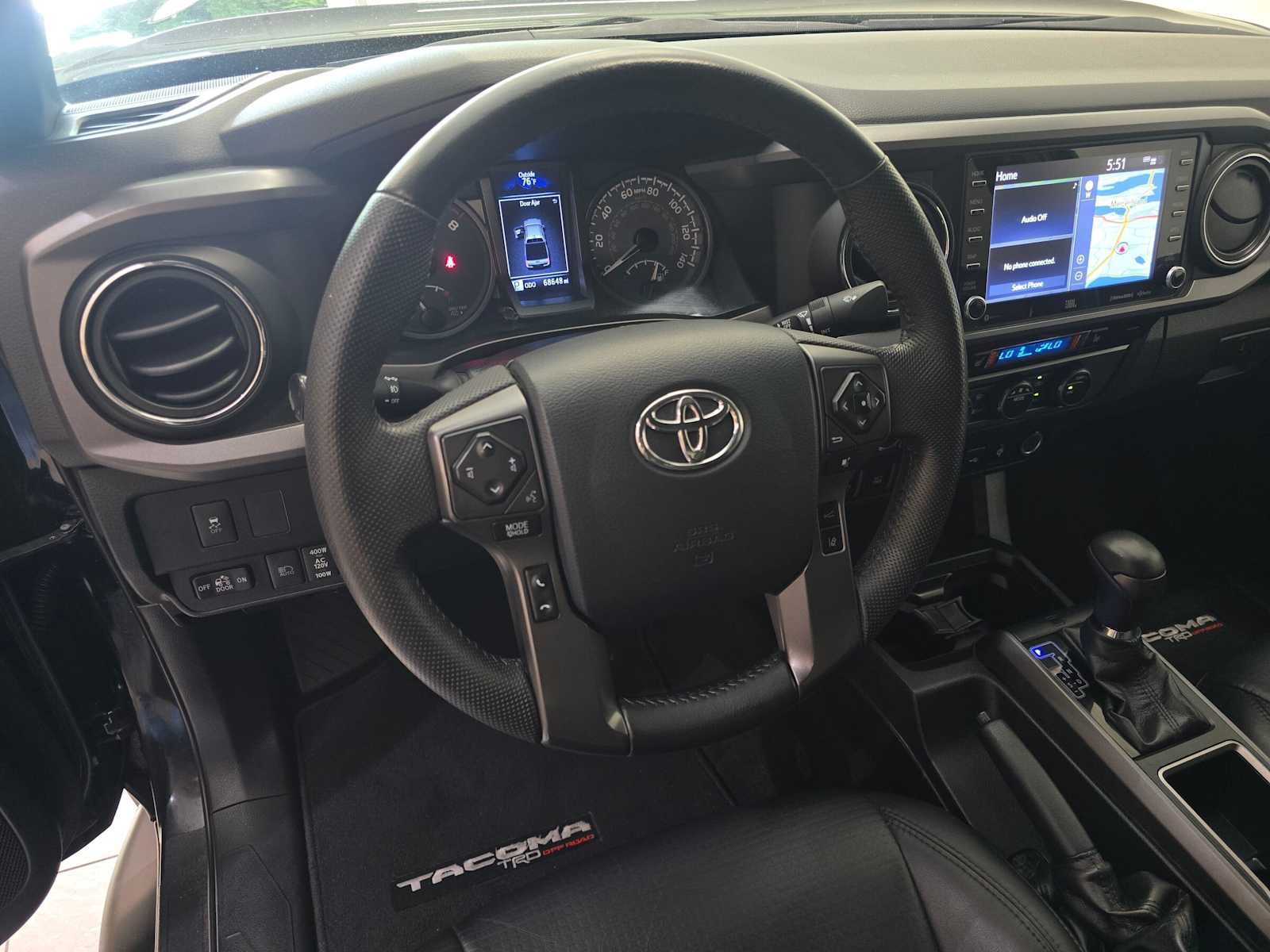 Used 2020 Toyota Tacoma TRD Off-Road w/ TRD Premium Off Road Package AWD/4WD image 2
