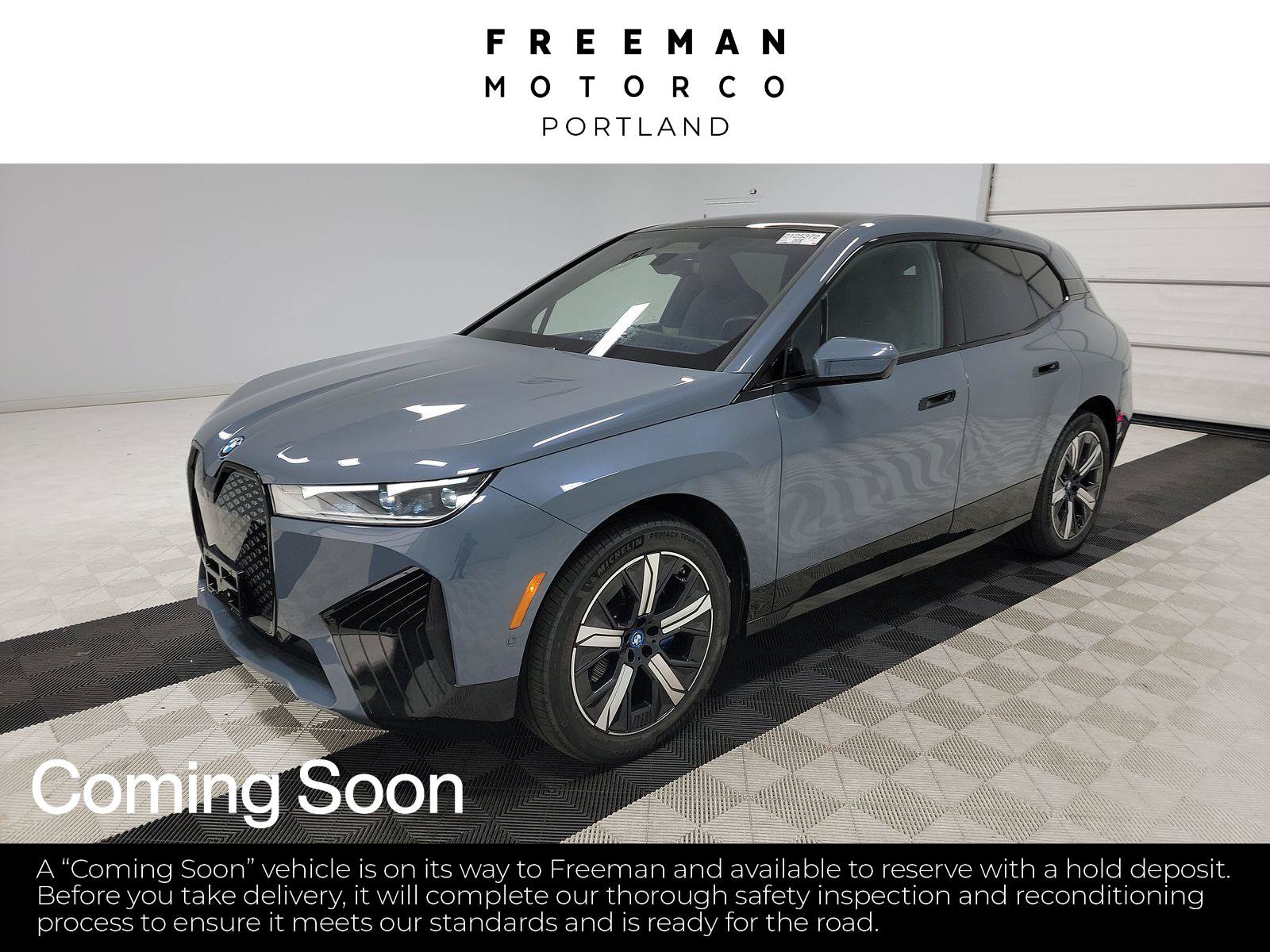 Used 2024 BMW iX xDrive50 w/ Sport Package AWD/4WD image 1
