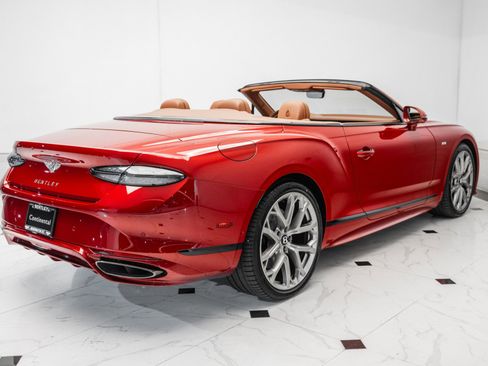 Used 2025 Bentley Continental GT Speed image 11