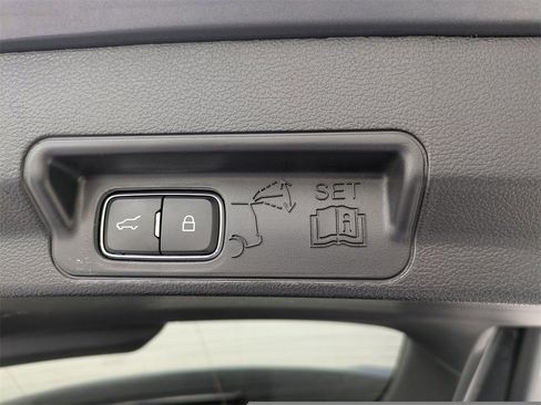 Used 2022 Ford Explorer ST-Line w/ Class IV Trailer Tow Package image 13