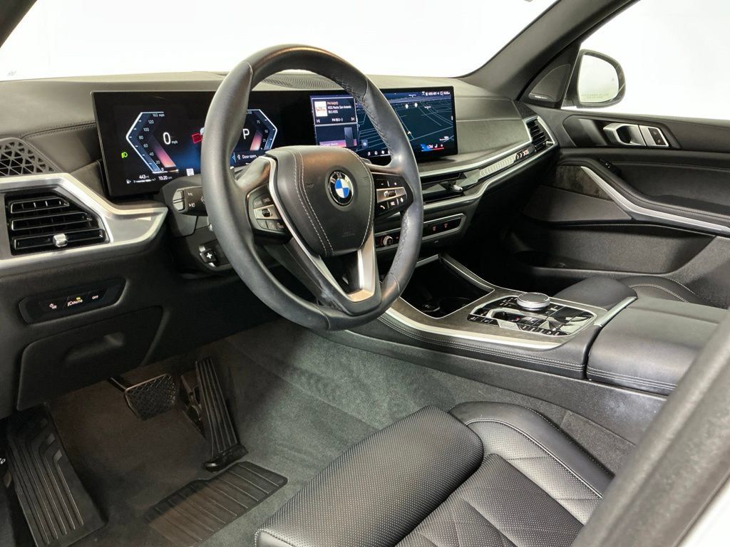 Certified 2024 BMW X5 xDrive40i w/ Parking Assistance Package AWD/4WD image 21