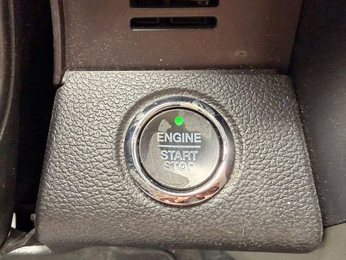 Used 2020 Ford F150 Lariat w/ Equipment Group 501A Mid AWD/4WD image 21