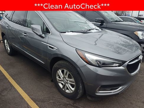 Used 2021 Buick Enclave Essence w/ Sound and Sites Package image 3
