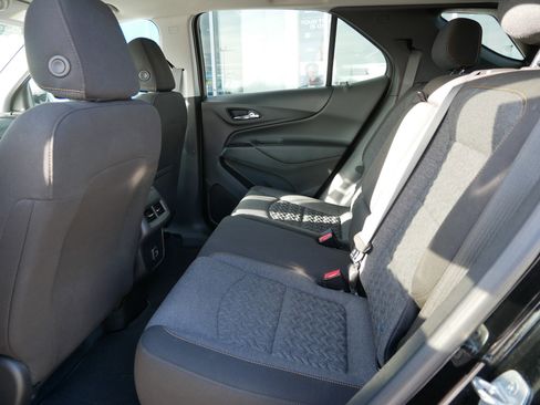 Certified 2024 Chevrolet Equinox LT image 9