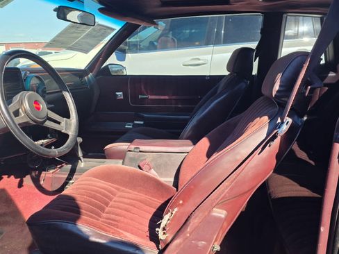 Used 1987 Chevrolet Monte Carlo SS RWD image 3