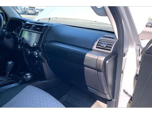 Used 2024 Toyota 4Runner SR5 AWD/4WD image 18