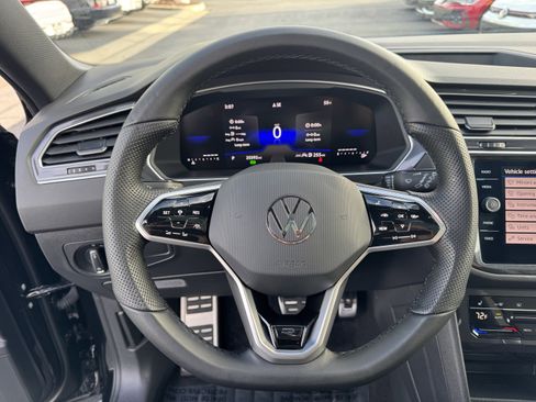 Certified 2024 Volkswagen Tiguan SE R-Line image 20